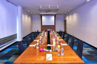 Hotel Halez فنادق في Sholinganallur