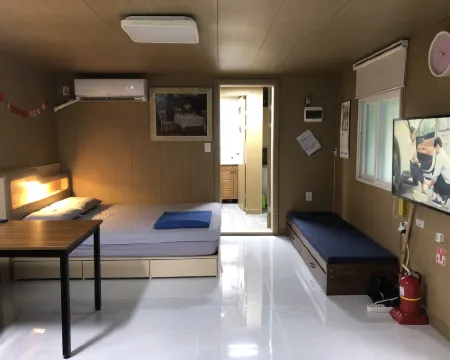 Jindo Brown Guest House โรงแรมในจินโด-กุน