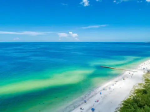 風景旅館-距離海灘僅一分鐘的步行路程-擁有私人院子-無鑰匙鎖 佈雷登頓海灘酒店