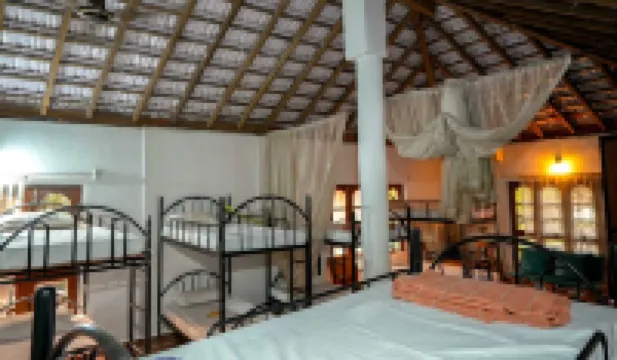 Anjoned Hostel & Cafe