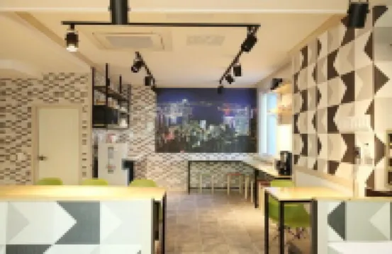 Moiri Guesthouse - Hostel