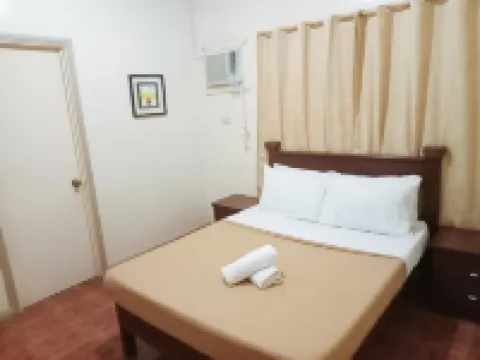 RedDoorz @ Casa Marabella Villamonte Bacolod City