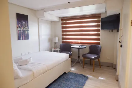 Capital O 492 Sunset View Ridge Residences