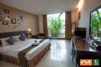I Hotel