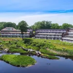Ogunquit River Inn & Suites فنادق في North Berwick