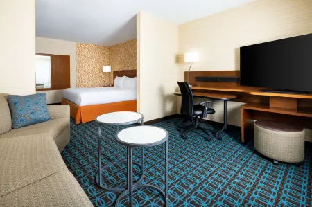 Fairfield Inn Concord Отели в г. Боу