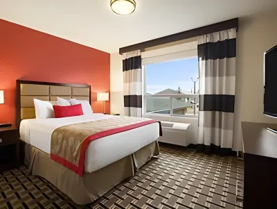 Ramada by Wyndham Edson Hotel di Edson