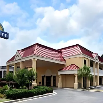 Days Inn by Wyndham Dillon