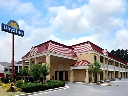 Days Inn by Wyndham Dillon