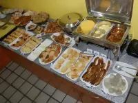 هوتل سيريباي - فطور