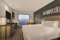 Hyatt House Cypress Anaheim Hotels in Cypress