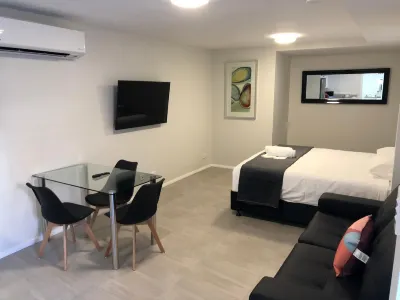 Lux Jesmond Hotels near Delta Force Paintball Newcastle