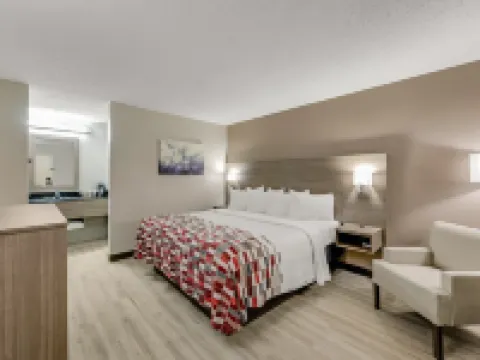 Red Roof Inn Kingsport Hotels in Sullivan County