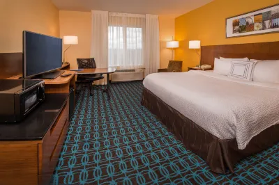 Fairfield Inn & Suites Dulles Airport Chantilly Các khách sạn gần Steven F. Udvar-Hazy Center