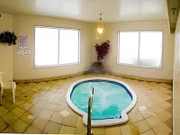 Alpine Inn & Suites Hotels in Revelstoke