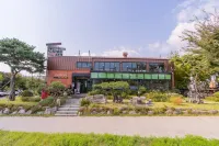 Gumi Riverside House Pension Hotel di Gumi-si