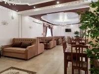 Gold Star Hotel