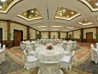The Oberoi, New Delhi Hotels near Sundar Nagar