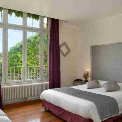 Logis Hôtel Ecu de France Rooms