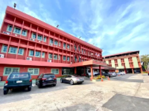 โรงแรมชัยนาทแกรนด์ โรงแรมในอำเภอเมืองชัยนาท