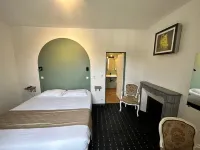 Logis Hôtel -Spa-Restaurant le Saint Antoine Các khách sạn ở Lamarche-sur-Saone