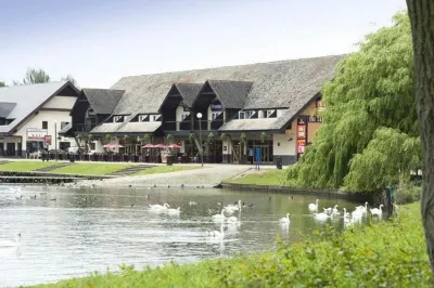 Premier Inn Milton Keynes (Willen Lake) Các khách sạn ở Campbell Park