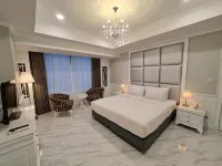 Chaisaeng Palace Hotel Hotels near Wat Si Sakorn