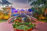 Celebrity Resort Hotels in 