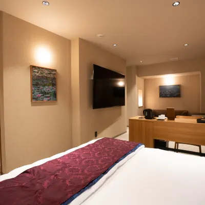 ＨＯＴＥＬ　ＨＡＳＵ Ⅱ 光傳寺周辺のホテル