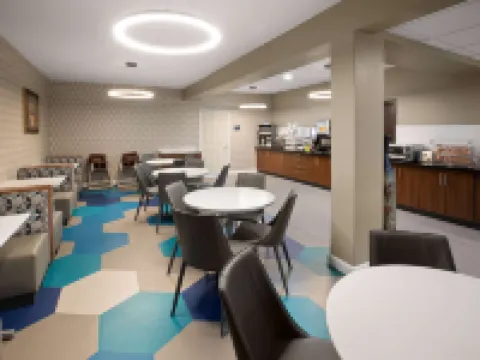 Microtel Inn & Suites by Wyndham Buda Austin South Hotels in Buda