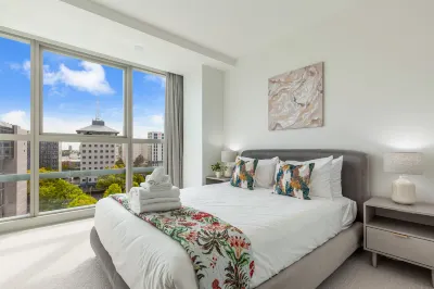 Brand New! Luxe 3-Bed Apartment In Aotea Square Hotel a 