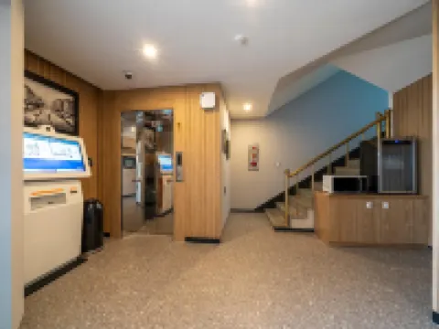 Sacheon Hotel 104 Hotels in Sacheon