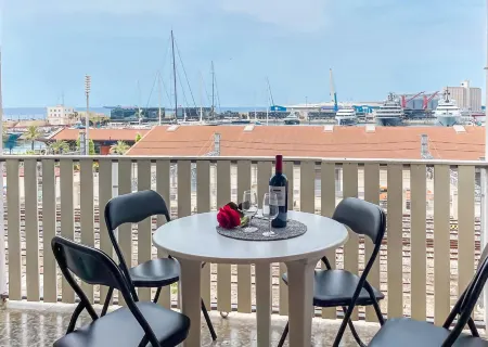Marina by Unik Vacation Отели рядом с достопримечательностью «Mediterranean Balcony»