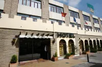 Hotel El Águila Hotels in La Muela