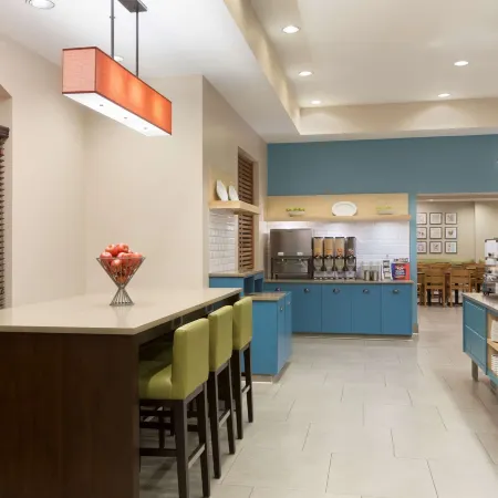 Country Inn & Suites by Radisson, Bloomington at Mall of America, MN