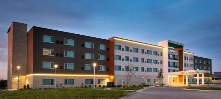 Element Overland Park Hotels in Johnson County