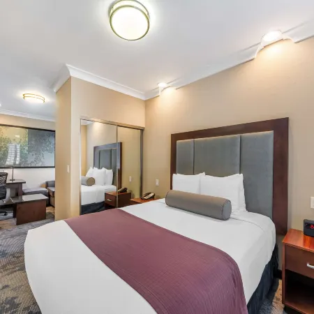 Best Western Plus Avita Suites