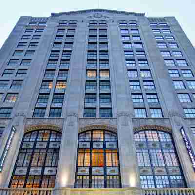 Hampton Inn & Suites Cincinnati-Downtown Hotel Exterior