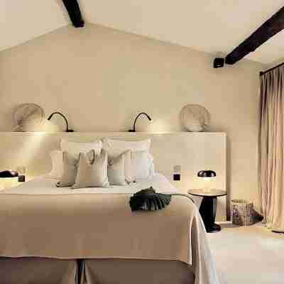 Toile Blanche Rooms