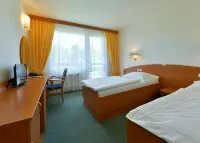 Spa Resort Libverda - Hotel Nový Dům فنادق في Lazne Libverda
