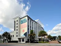 Hotel Dello Fort Lauderdale Airport, Tapestry Collection by Hilton Hotels near Publix Super Market at Beachway Plaza