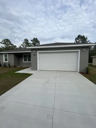 Perfect Getaway Home, Close to Rainbow Springs! Отели в г. Ситрэс-Спрингс