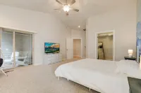 Spacious 1 Level Sisters Home - Walk to Downtown Hotels in Sisters