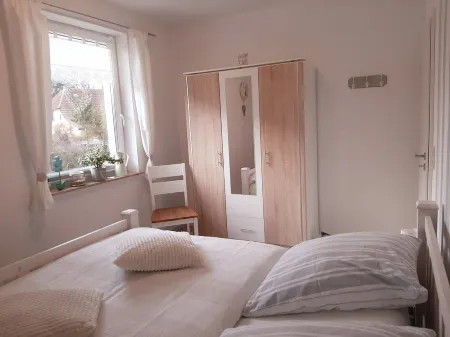 Apartment Wiek new building, center, near the harbor, car Stellpl Terrace, W-LAN