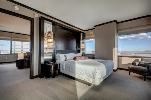 CityCenter Vdara Penthouse SKYVILLA 270° VIEWS-OF VEGAS