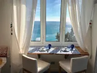 Apartment a few meters from the sea - wonderful view CIN IT009029C2JEXT4CHC Hôtels à proximité de : PORT OF FINALE