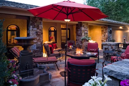 VAIL CASCADE/ON RIVER/LUX 5BD+2 BUNK ROOMS HOUSE MULTI FAMILIES WALK TO CHAIR 20 Отели рядом с достопримечательностью «Dr. Scott Raub, DO»