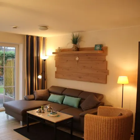 Fantastic FH, on the dike, incl. Indoor pool use, play barn + lagoon free