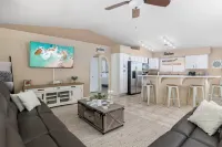 STOCKED 4 BEDROOM POOL HOME Sleeps 14, Boat/RV Parking, Ping Pong, Cornhole
