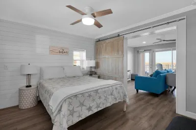Sleepy Turtle -BEACH FRONT BLISS-Close to Mayo Clinic